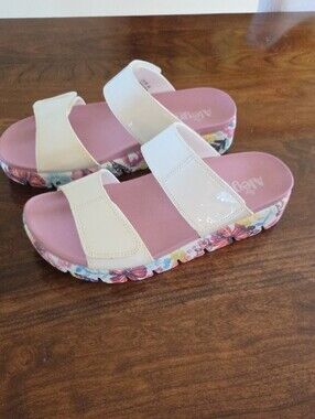 Women's White Patent Double-Strap Slide Sandals with Pink Footbed
